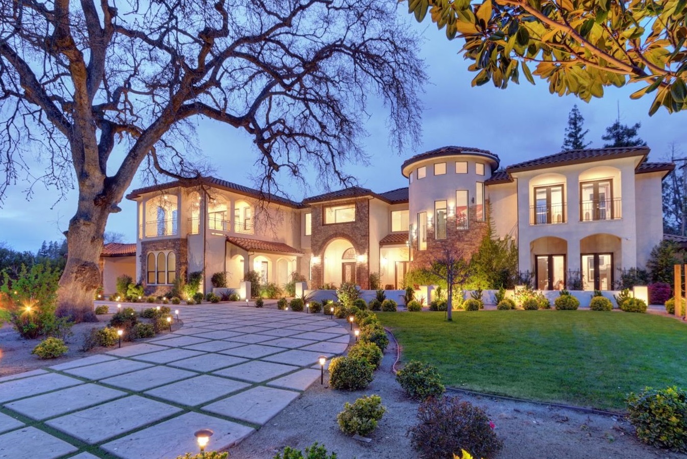 3245 POPE AVE SACRAMENTO, CA, 95821